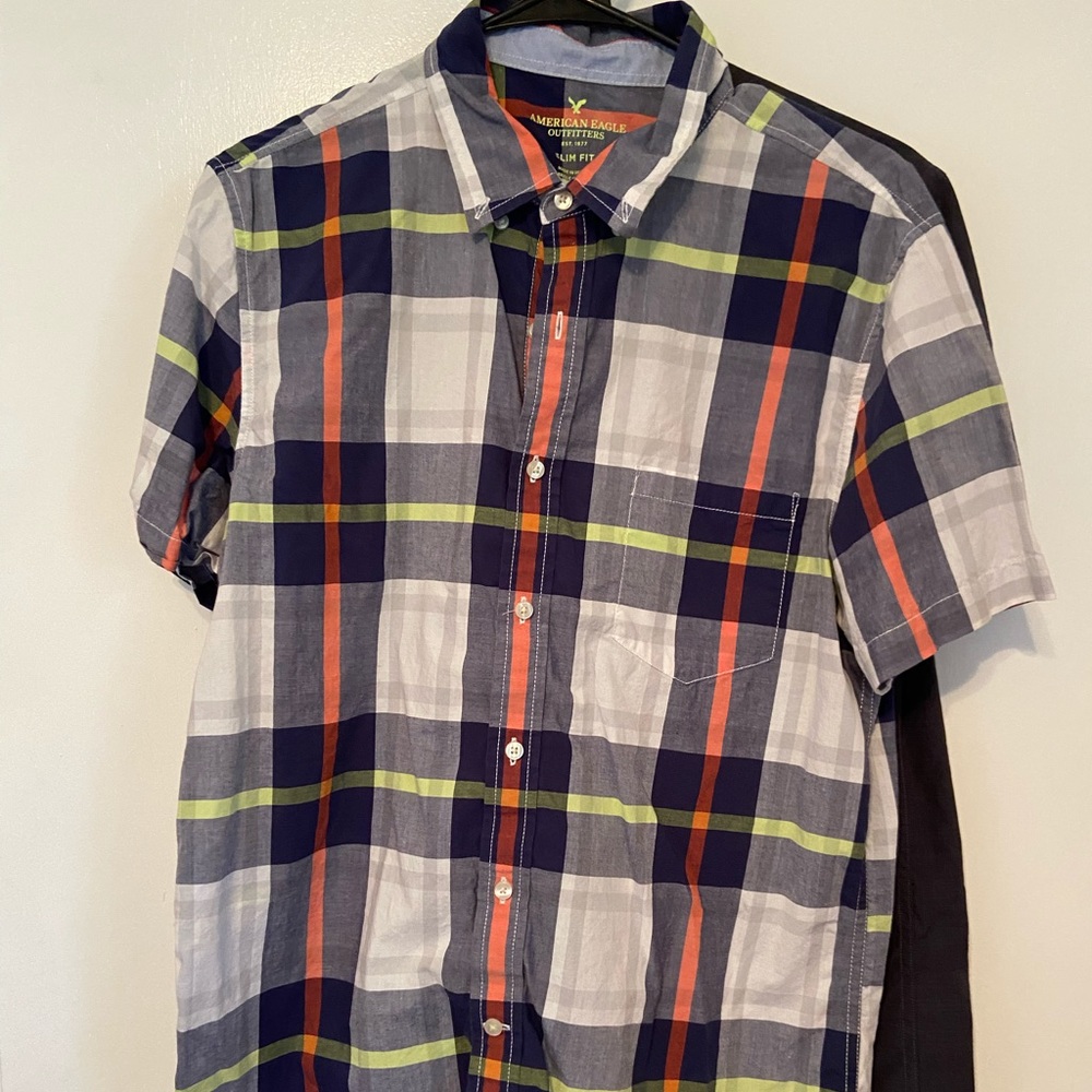 American Eagle Button Up